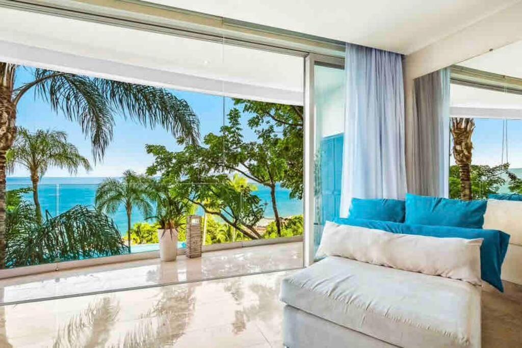 Amapas Apartment | Free Transport ~OCEAN VIEWS~ Romantic zone