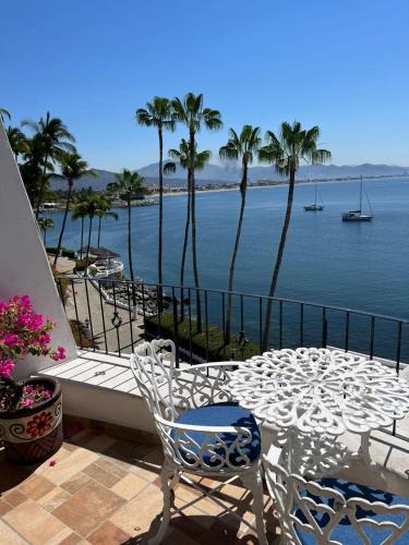 Las Hadas Apartment | Frente al mar, comodo y familiar en Playasol Manzanillo