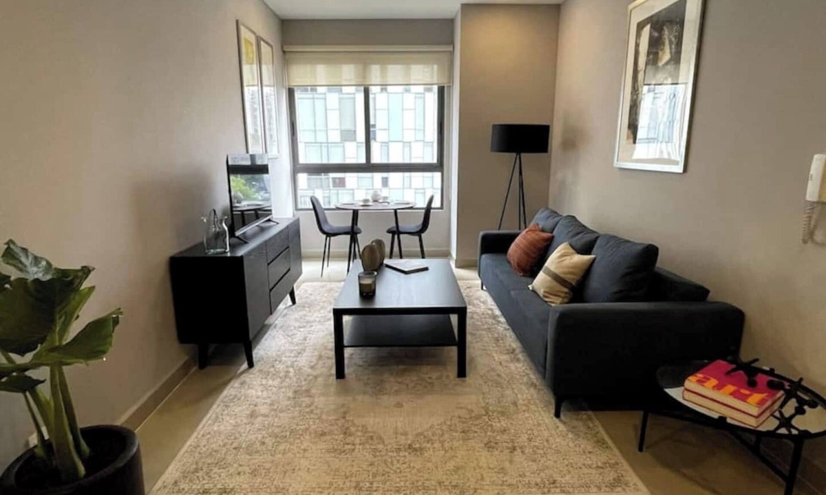 Ampliacion Granada Apartment | Fully equipped kitchen, high speed internet, comfy king-size bed and a sofa bed.