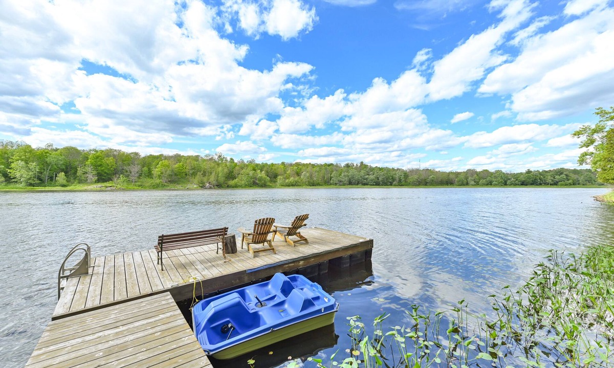 Arden House | GC Lake Forest View Cottage