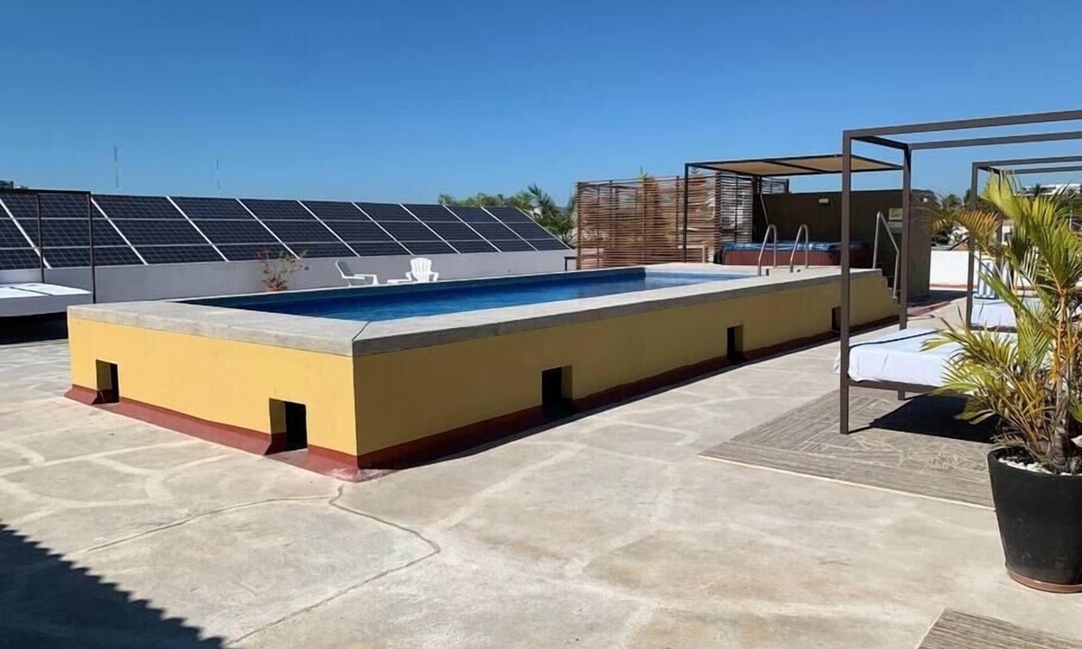 Diaz Ordaz Condo | Good location! Versalles 3 blocks to the beach! ?