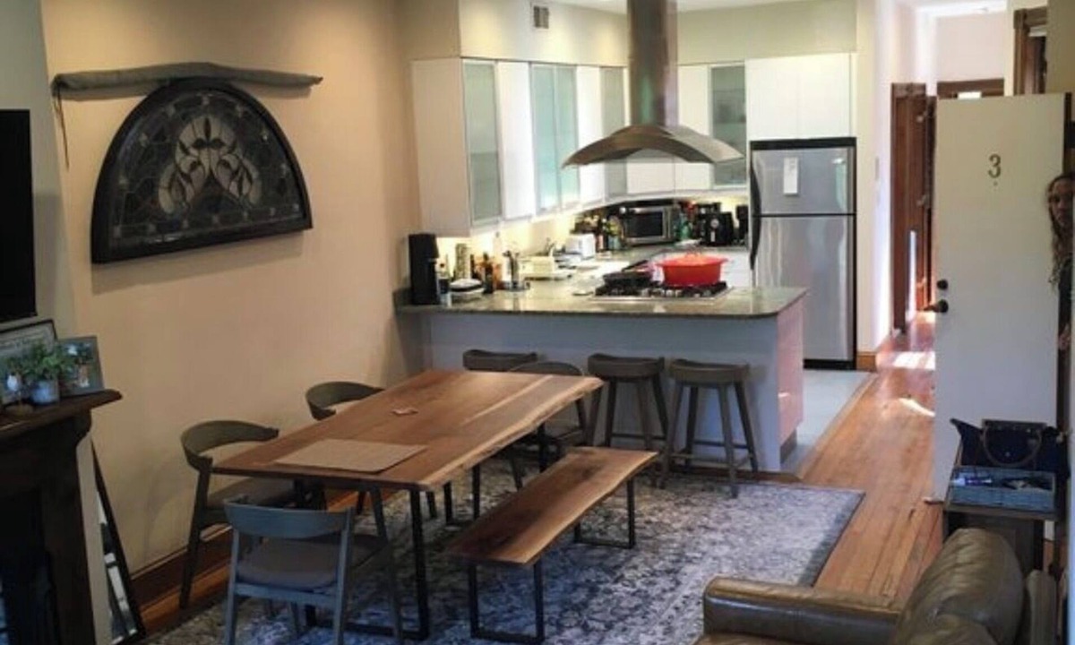 Stanton Park Apartment | Gorgeous Capitol Hill/Stanton Park one bedroom second level