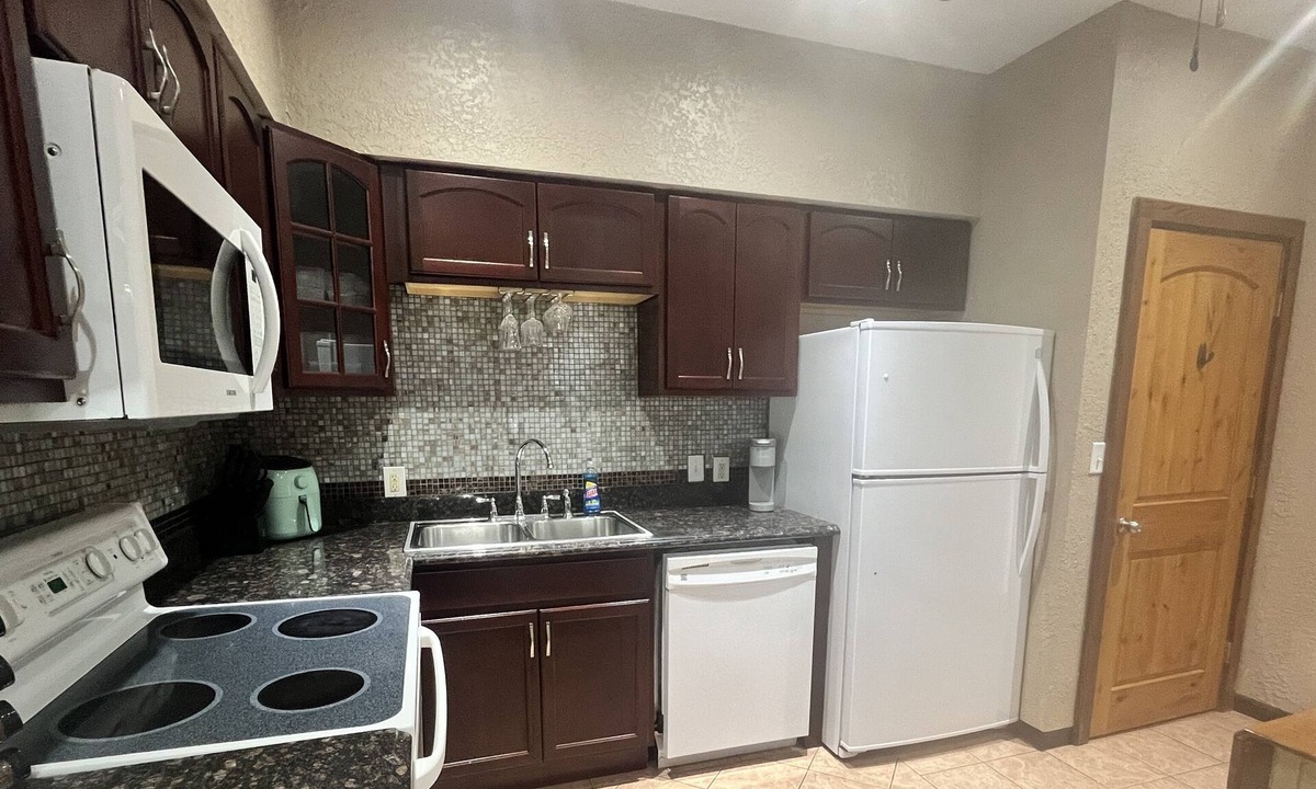 Corcoran Apartment | Gorgeous & Luxurious Lower Unit with Patio and Firepit