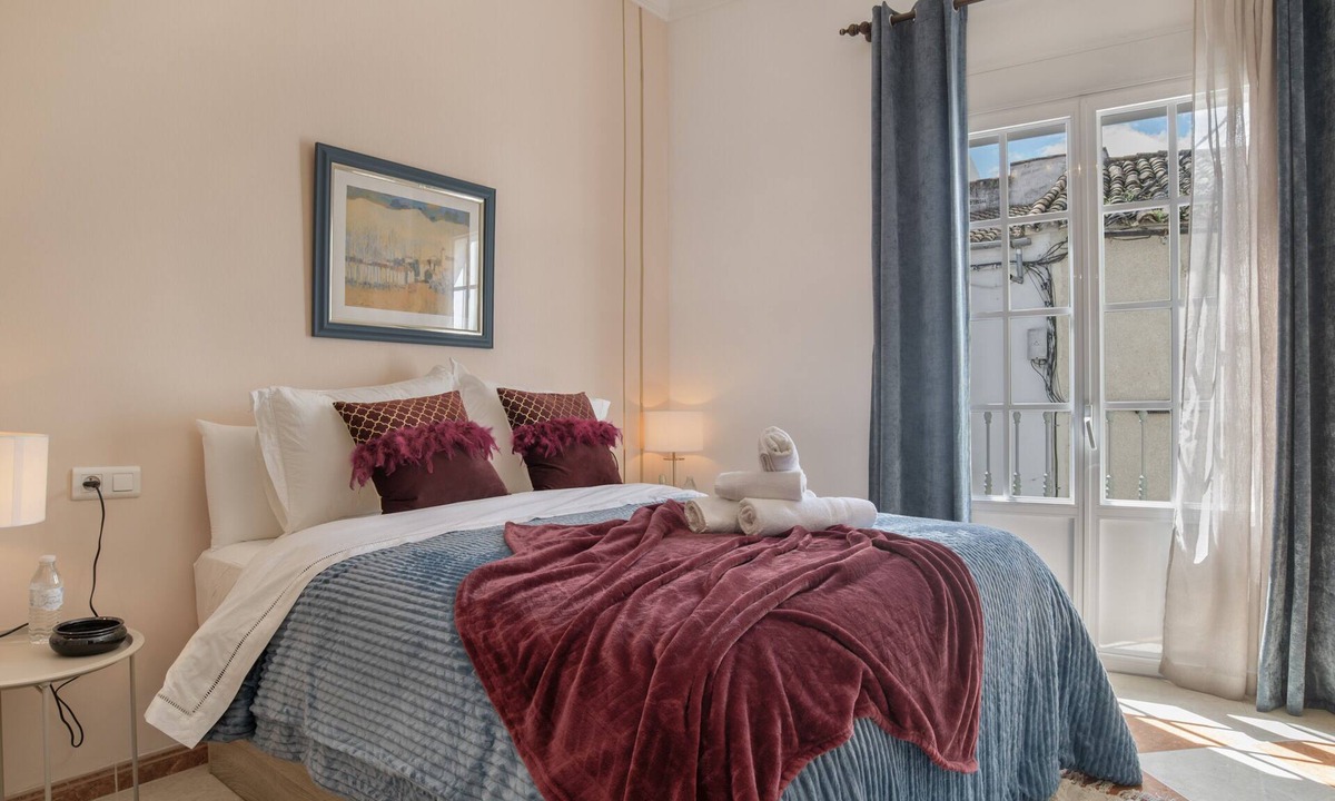Alcala del Valle Apartment | 'Granate' Room with Mountain Views, Shared Terrace, and Wi-Fi