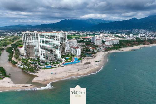 South Hotel Zone Apartment | Grand Venetian, Ocean front condo By Valléra Homes
