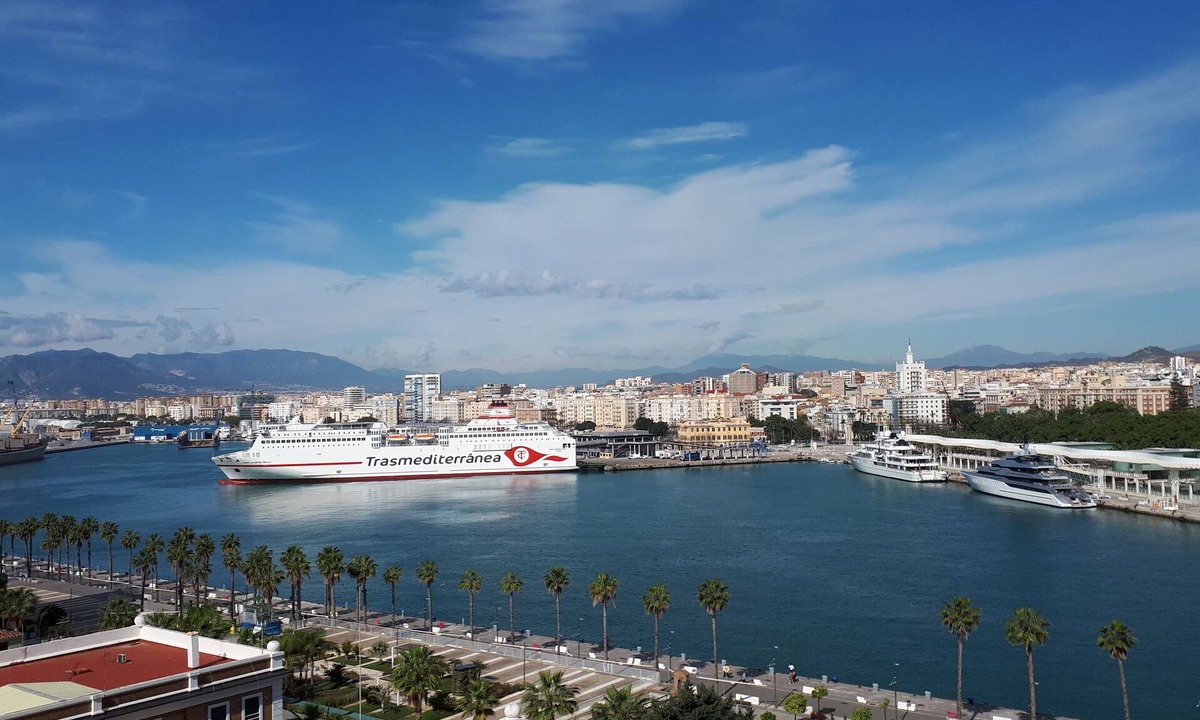 La Malagueta Apartment | Great location refurbished apar
