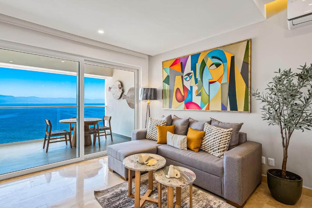 Las Glorias Apartment | Harbor 171 Torre Norte 1409