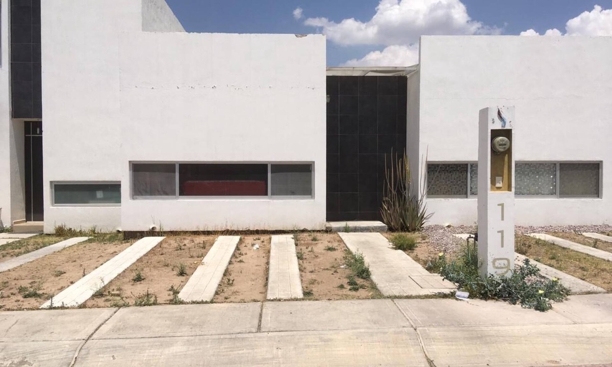 San Francisco de los Romo House | Hermosa casa completa en coto privado