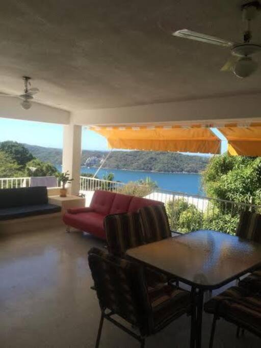 Pichilingue House | Hermosa Casa Lomas del Marques Diamante