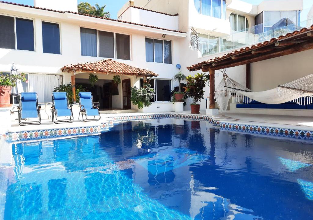 Las Playas House | HERMOSA Y AMPLIA CASA BUGANVILLAS