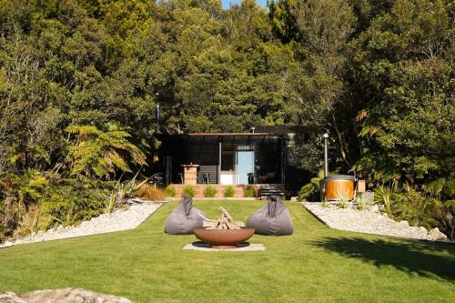Hokitika Apartment | Hightide River Escape -with Outdoor Bath