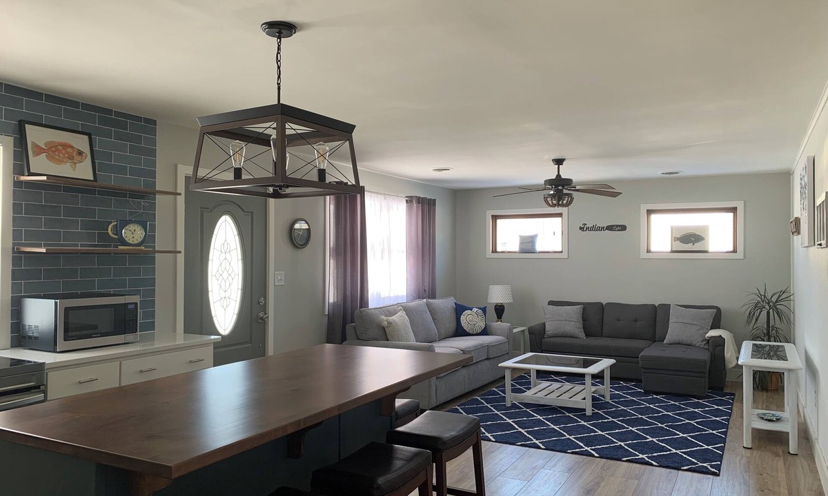 Lakeview House | Home of the Brave ~ Indian Lake