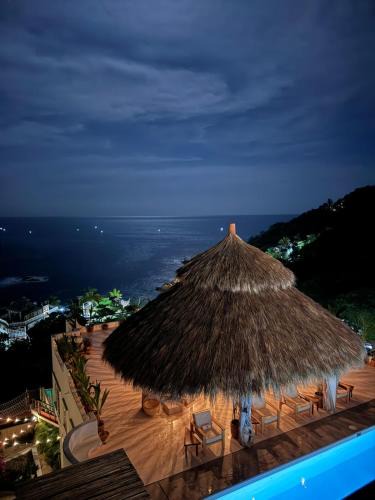 Puerto Angel House | Hostal Xeno