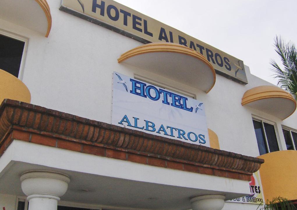 Manzanillo Hotel | Hotel Albatros