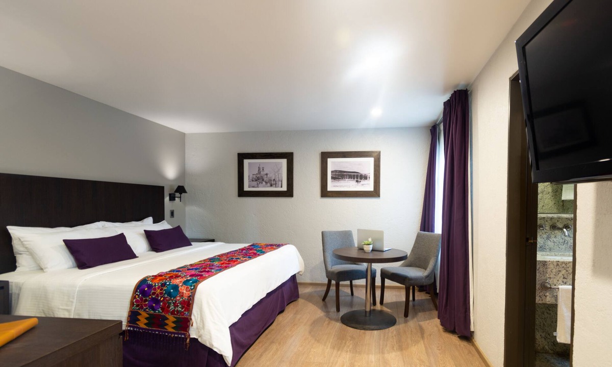 Downtown Queretaro Hotel | Hotel Flamingo Inn