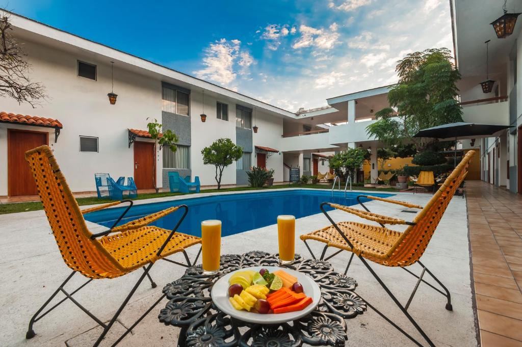 Americana Hotel | Hotel Isabel