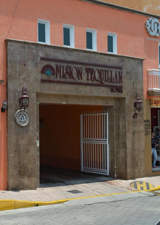 Tequila Hotel | Hotel La Rienda Mision Tequillan