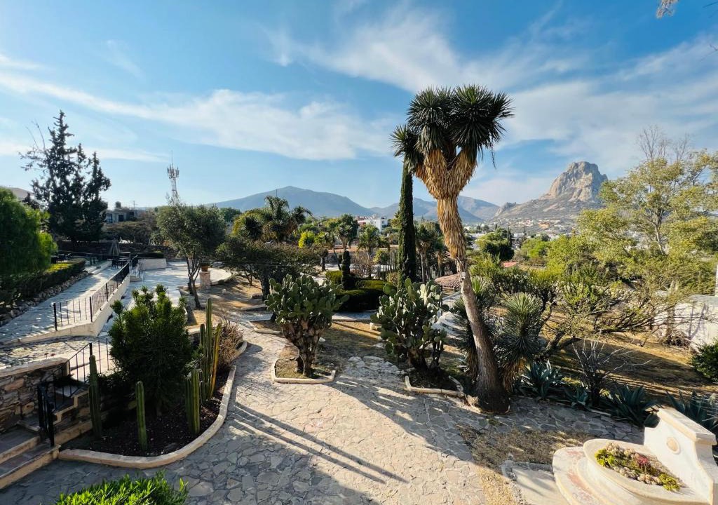 Hotel Parador Vernal | Bernal