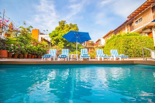 Emiliano Zapata Hotel | Hotel Posada De Roger - Near Los Muertos Beach
