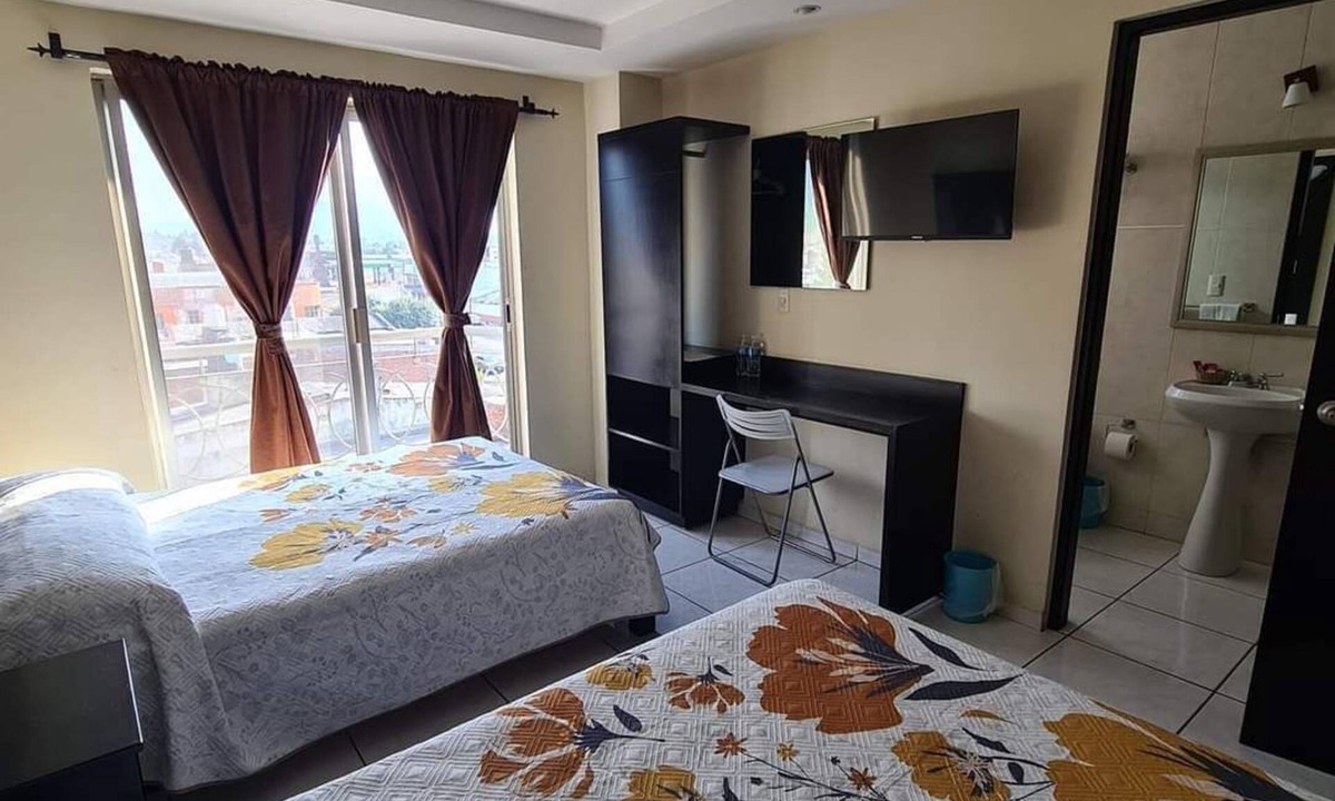 Paracho de Verduzco Hotel | Hotel Santa Fe