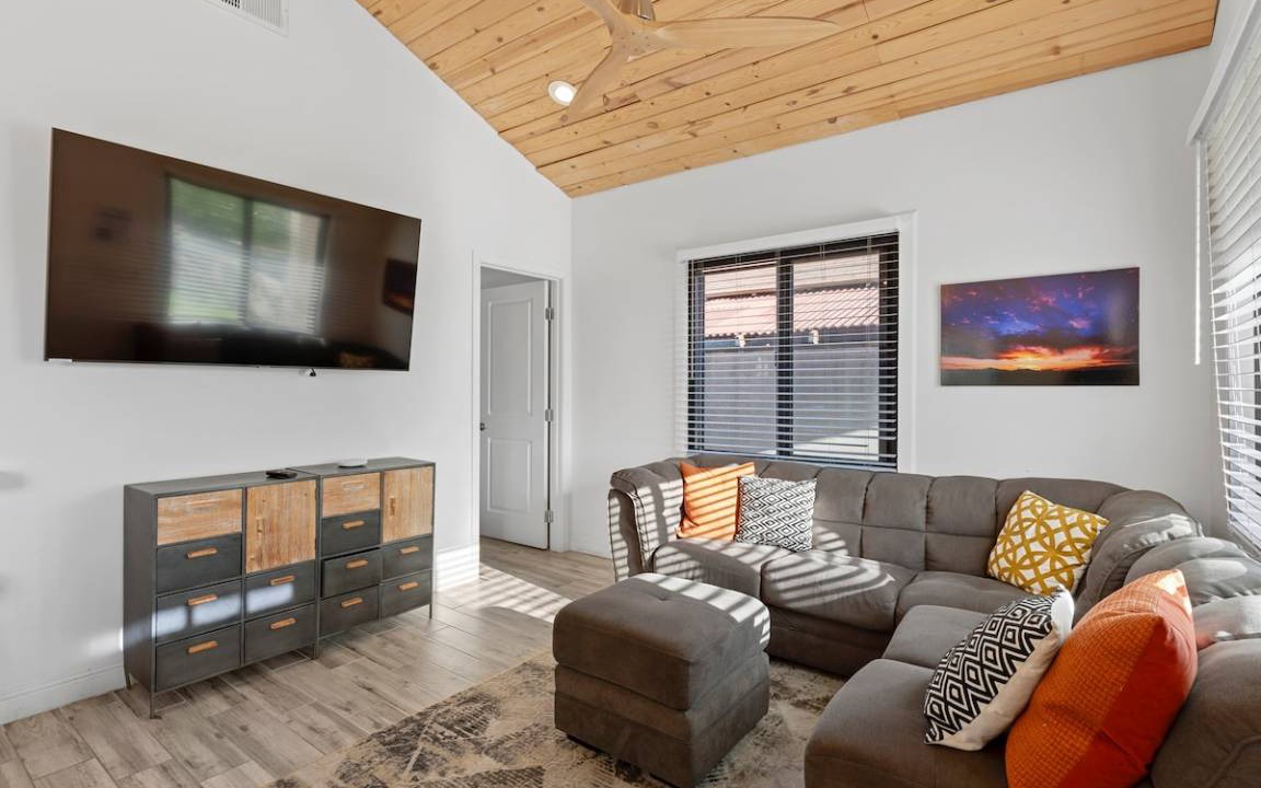 Evans Churchill House | House ∙ 5 bedrooms ∙ 12 guests