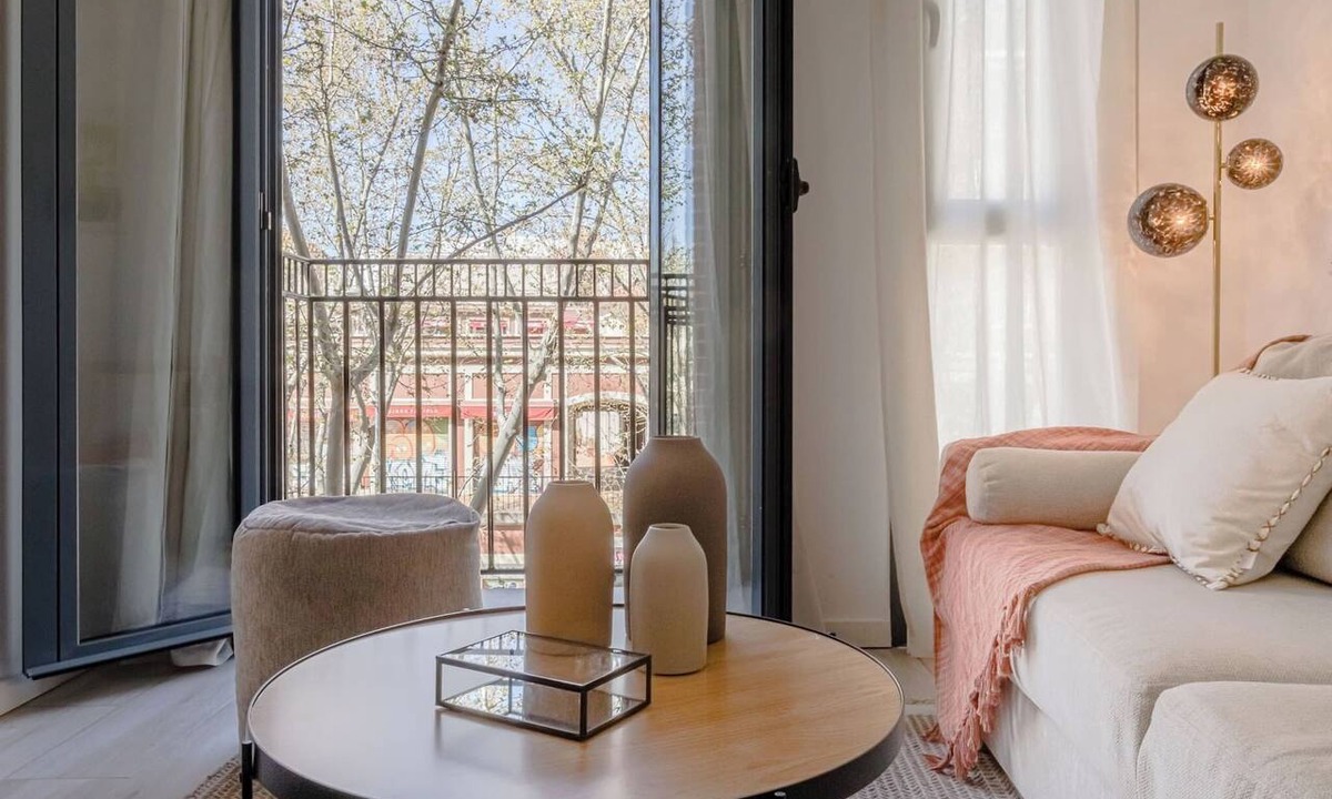 Embajadores Apartment | Housing Ribera de Curtidores III by Sharing Co