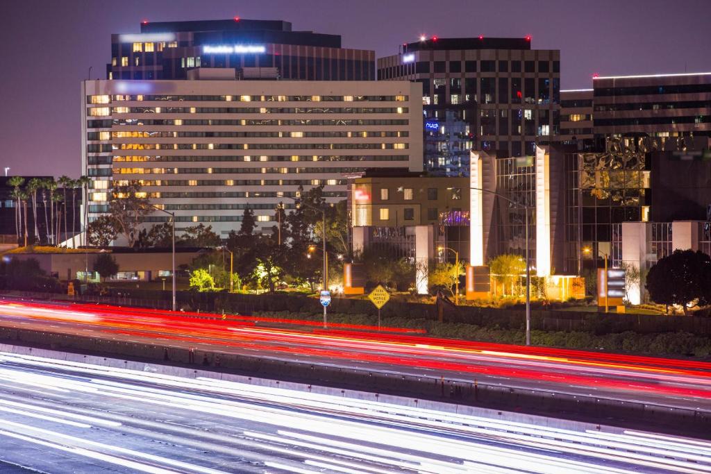 Irvine Business Complex Hotel | Hyatt Regency Irvine