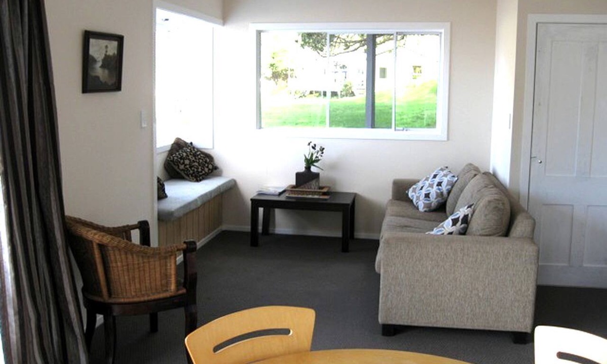 Great Barrier Island Cottage | Inviting Cottage for a Romantic Getaway near Mount Hobson, Great Barrier Island