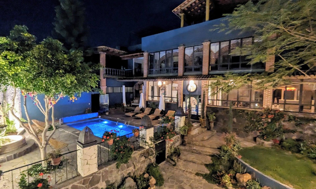 Colonia San Raphael House | La Joya Azul SMA - LGBTQS