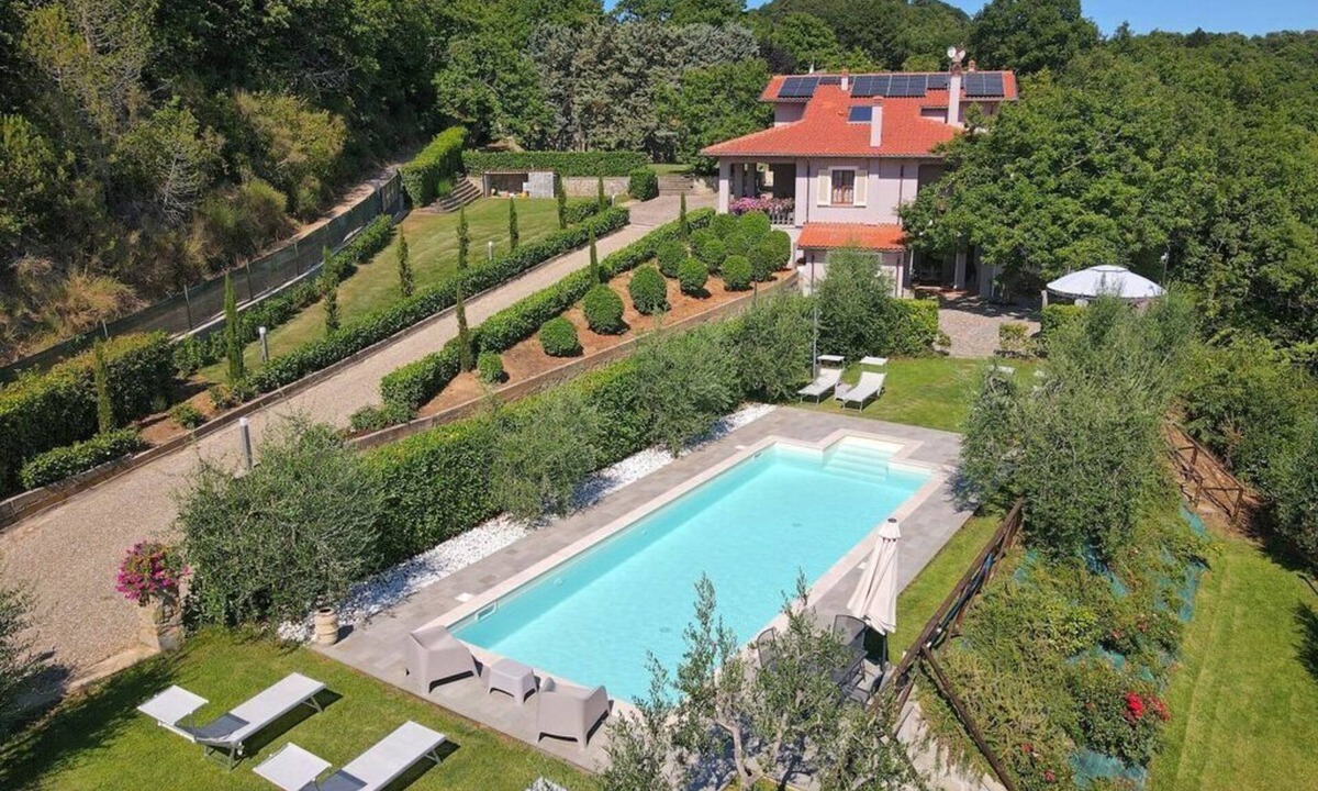 Subbiano House | La Pernice Comfortable holiday residence