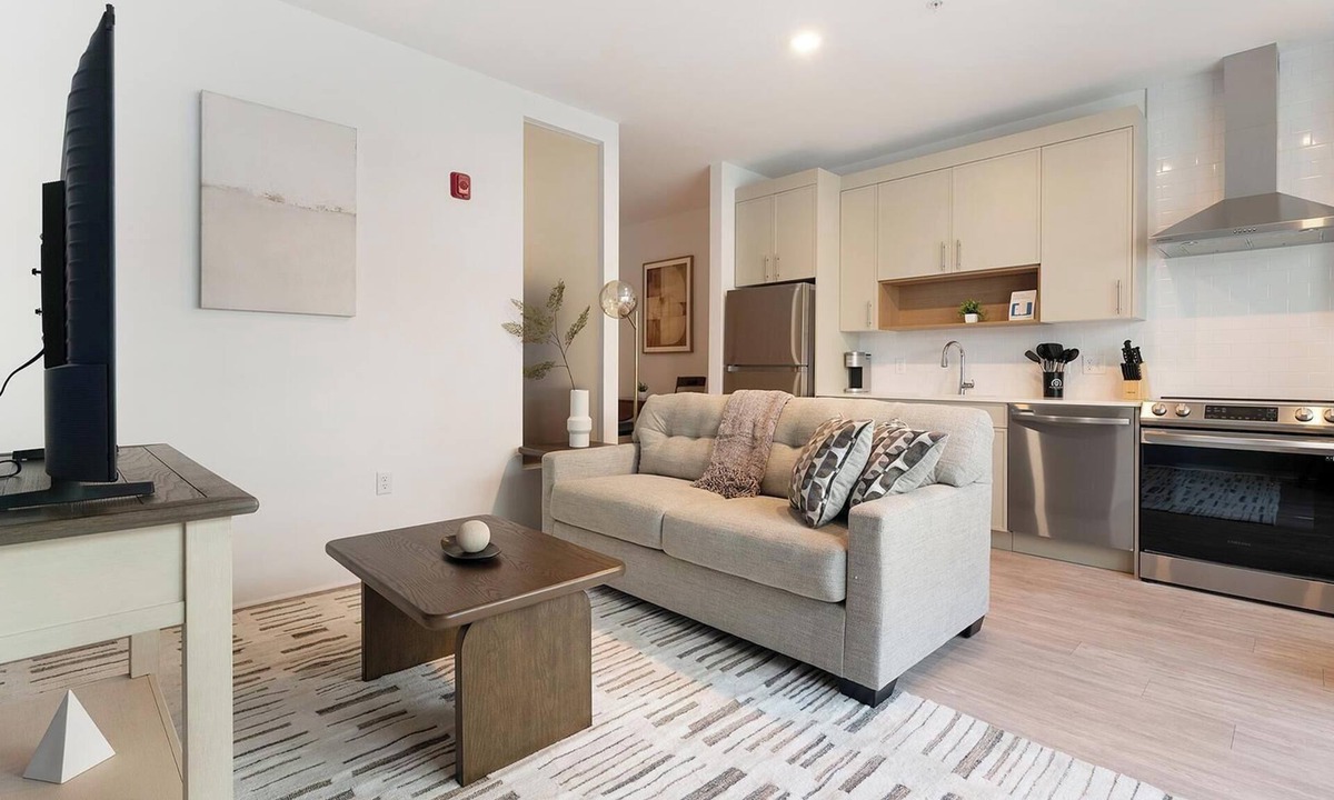 Hyattsville Apartment | Landing | Modern 1BD, Game Room, Gym