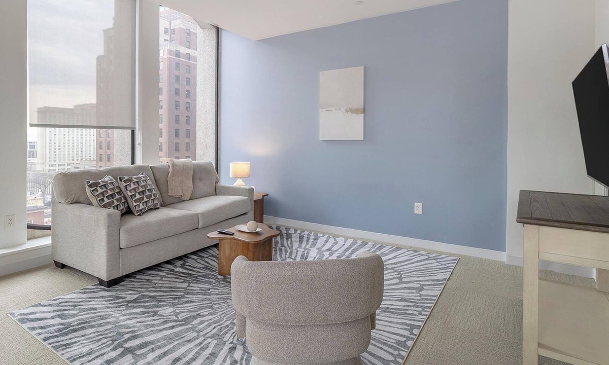 Downtown Hartford Apartment | Landing | Stunning 2BD, Gym