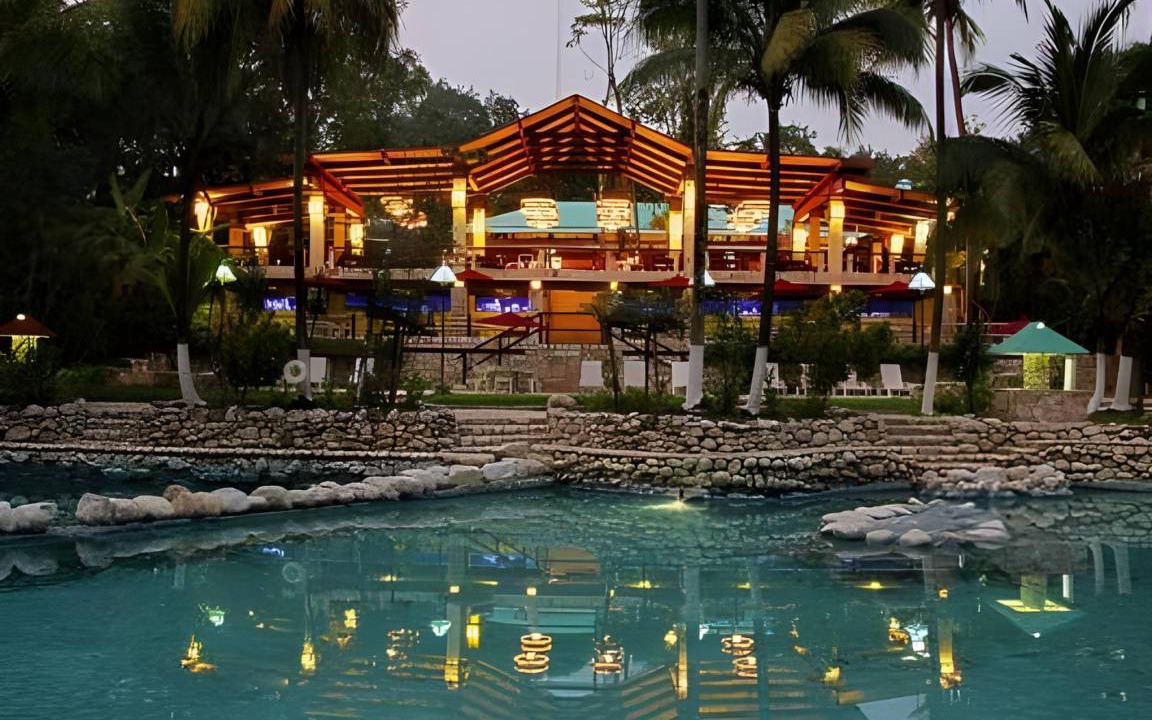 Palenque Cabin | Lodge ∙ 127 guests