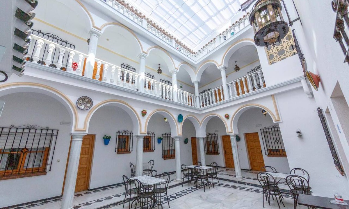 La Catedral Hotel | Los Omeyas Hotel