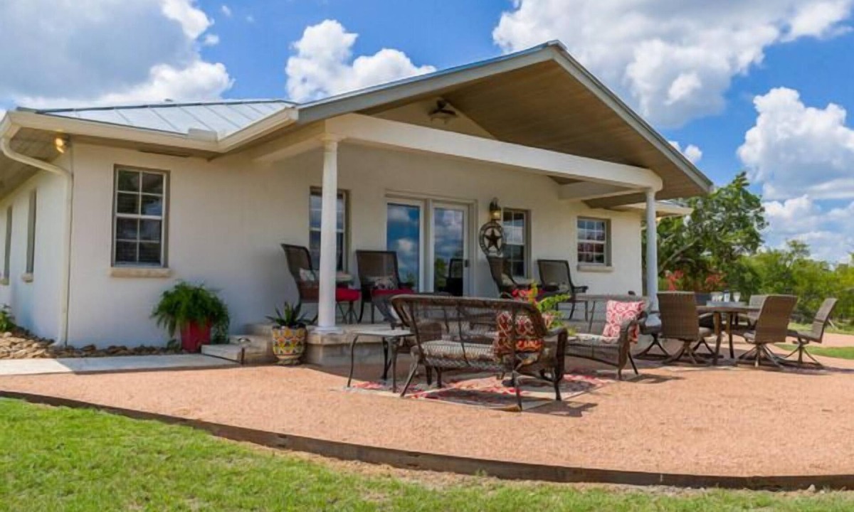 Fredericksburg House | Lucky Star Ranch Guesthouse | 3/2 Cottage | Stunning Views