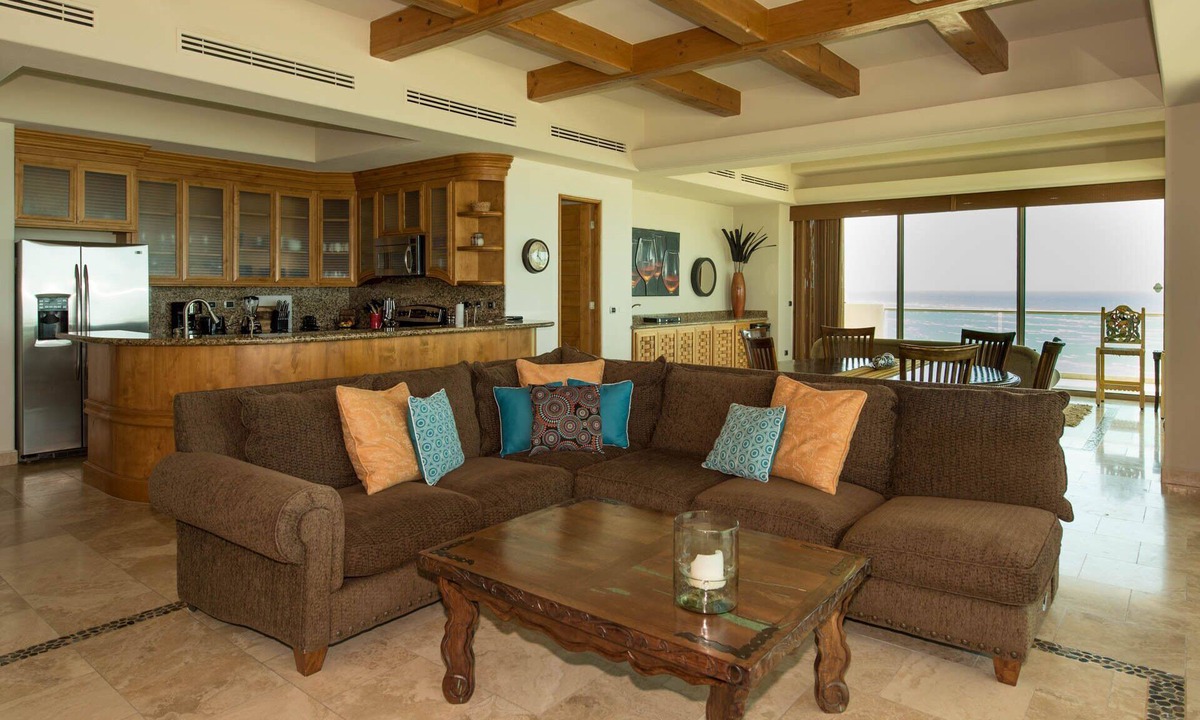 Las Conchas Condo | Luxury 3 BR/3.5 BA-Tessoro/Gorgeous/Views/Beachfront - Sleeps 8 - 2345 Sq Ft.