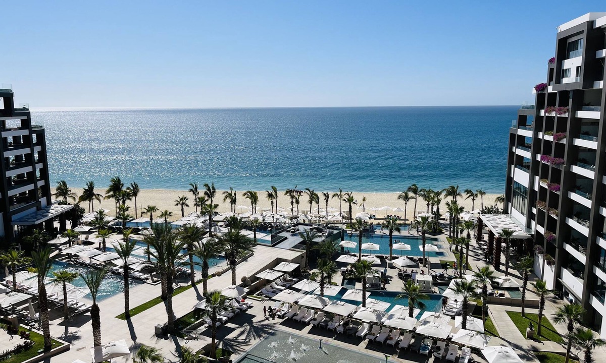 Cabo San Lucas Resort | LUXURY Beachfront 5 Diamond Resort/Spa - suite 1980 sq ft