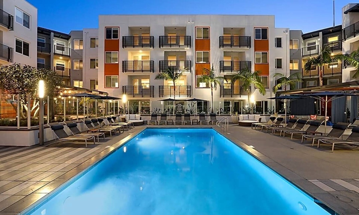 Orange Condo | 𝙻𝚞𝚡𝚞𝚛𝚢 𝙲𝚘𝚗𝚍𝚘 𝚘𝚛𝚊𝚗𝚐𝚎 𝚌𝚊