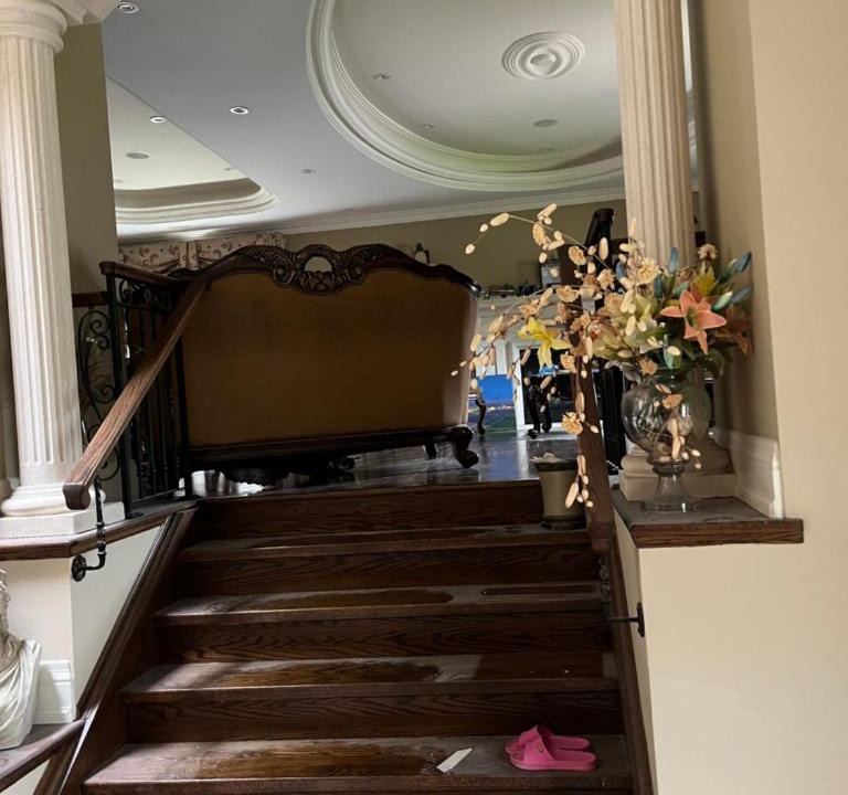 Newtonbrook House | Luxury Home