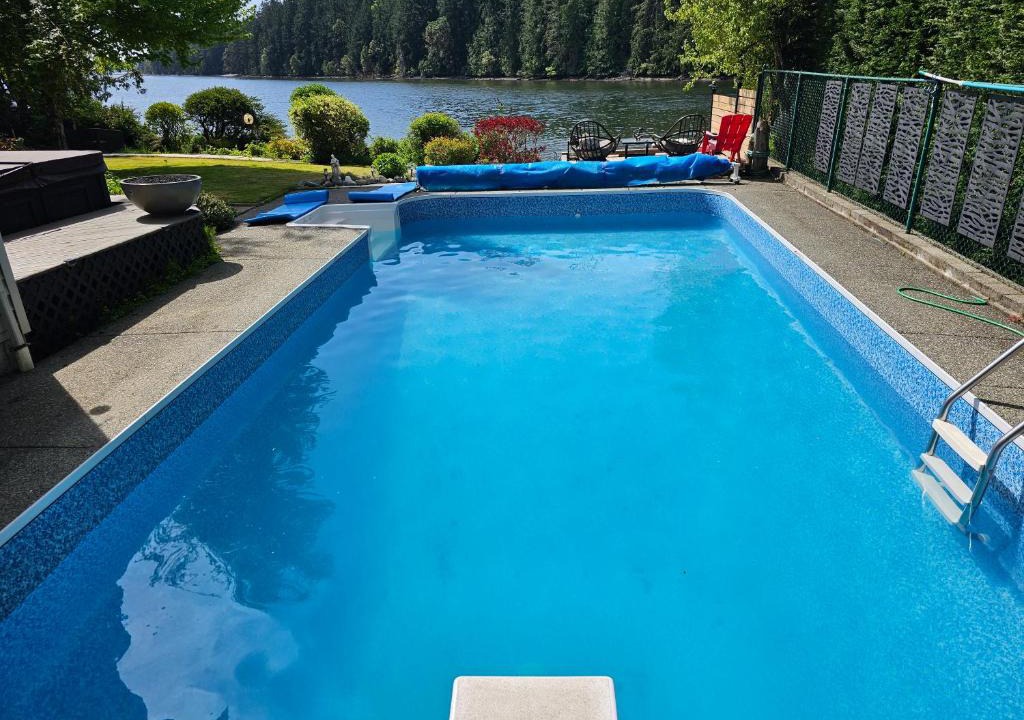 North Oyster Villa | luxury ocean dock pool villa