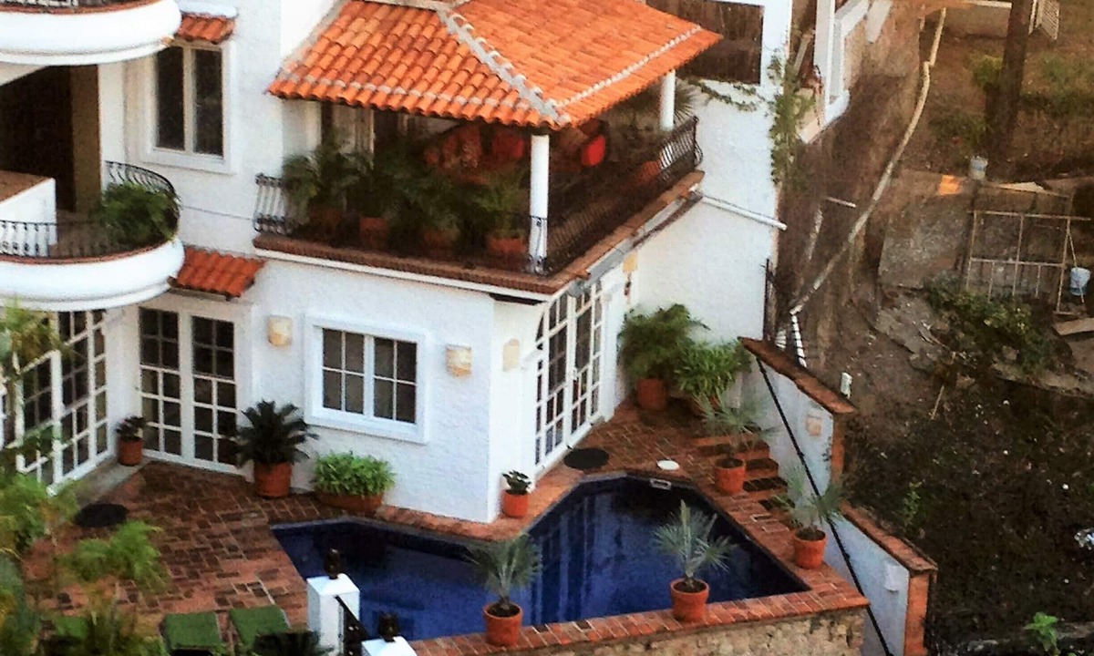 Romantic Zone Villa | Luxury Villa With Heated Pool Overlooking Bay, Maid and Chef