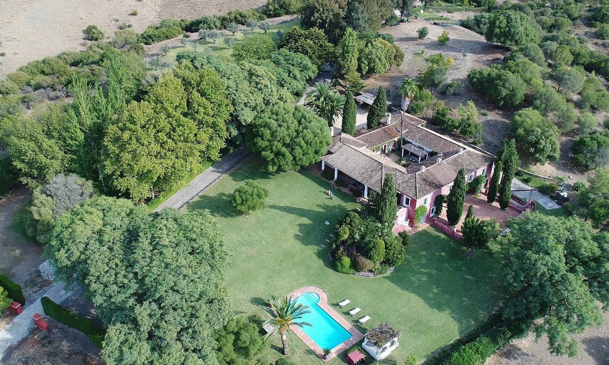 Jimena de la Frontera House | Magnificent estate with swimming pool at only 20 min from Sotogrande