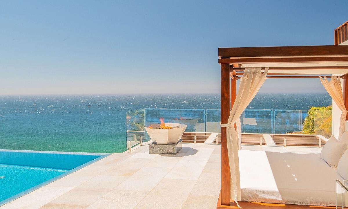 Pedregal Villa | Mantea Casa Cabo: Oceanfront & Fully Staffed Modern Luxury. Promos available.