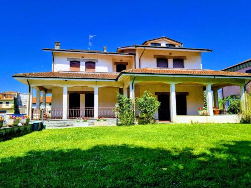Borghetto di Vara Villa | MareMonti Borghetto