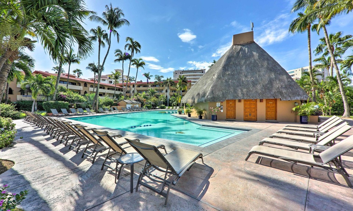 El Medano Ejidal Apartment | Marina Sol Los Cabos Haven - Walk to Medano Beach!