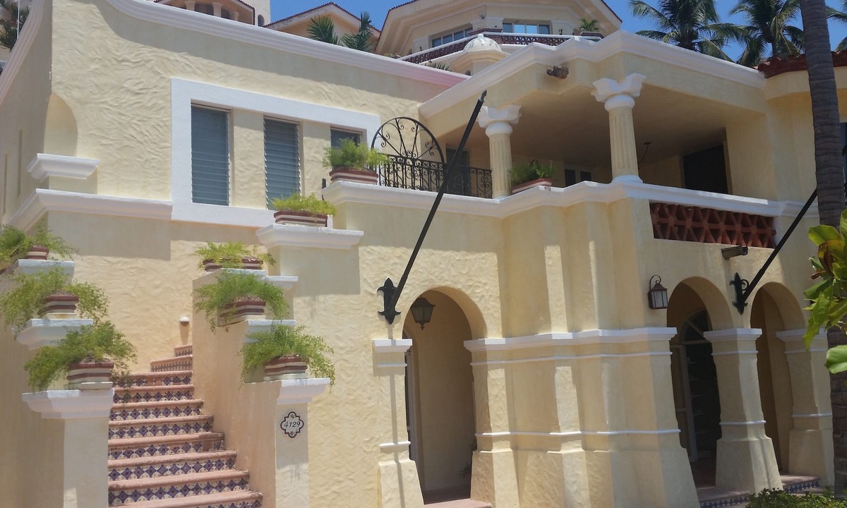 Isla Navidad Villa | Marina Villas - Grand Isla Navidad