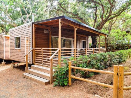Le Rocchette House | Mobilhome im Ferienpark mit grosser Poolanlage