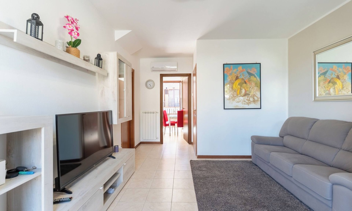 Abbadia di Montepulciano Apartment | Modern apartment 1, 5M Montepulciano with parking