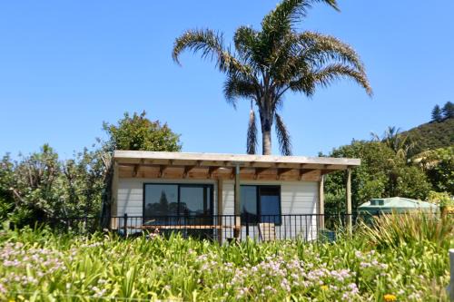 Pataua House | Mount and Surf View Cabin