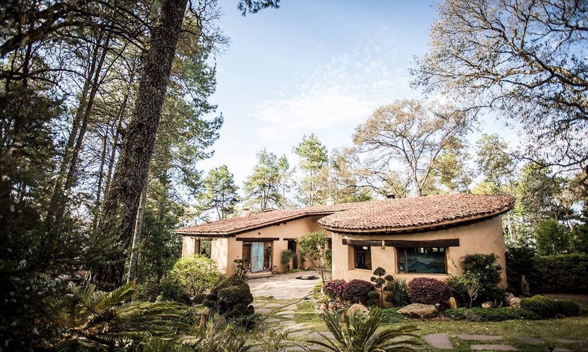 Villamar House | Mountain Yoga & Meditation Hacienda